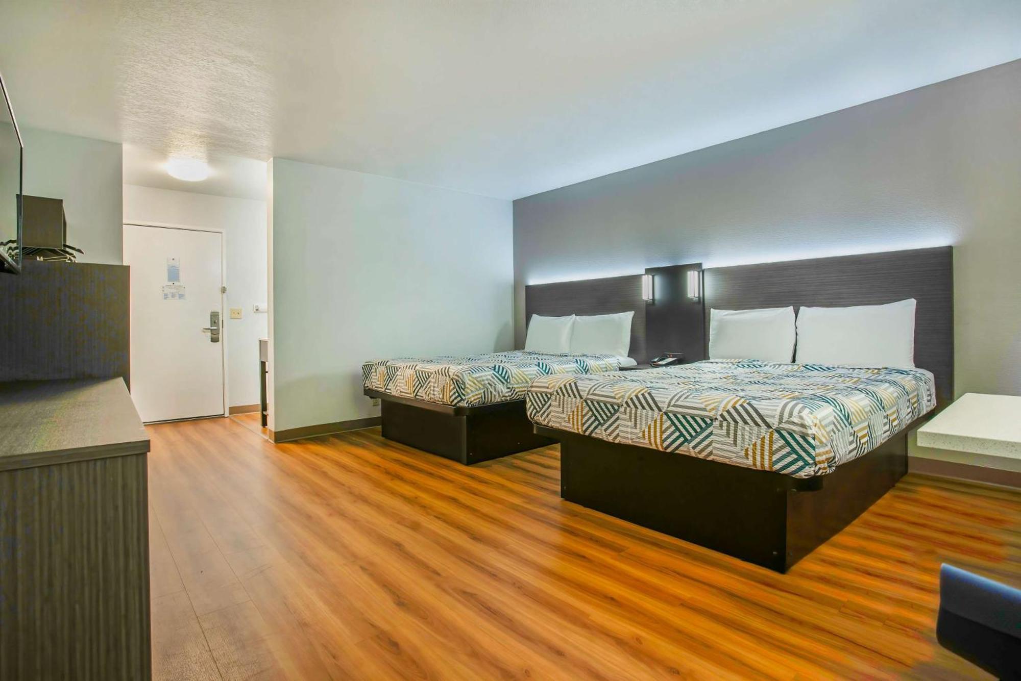 Motel 6-Gresham, Or - Portland Dış mekan fotoğraf