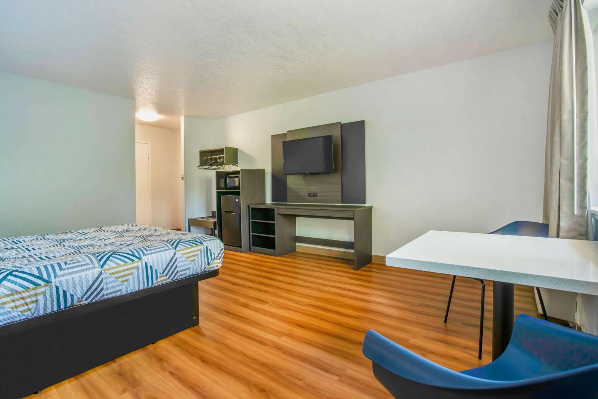 Motel 6-Gresham, Or - Portland Dış mekan fotoğraf
